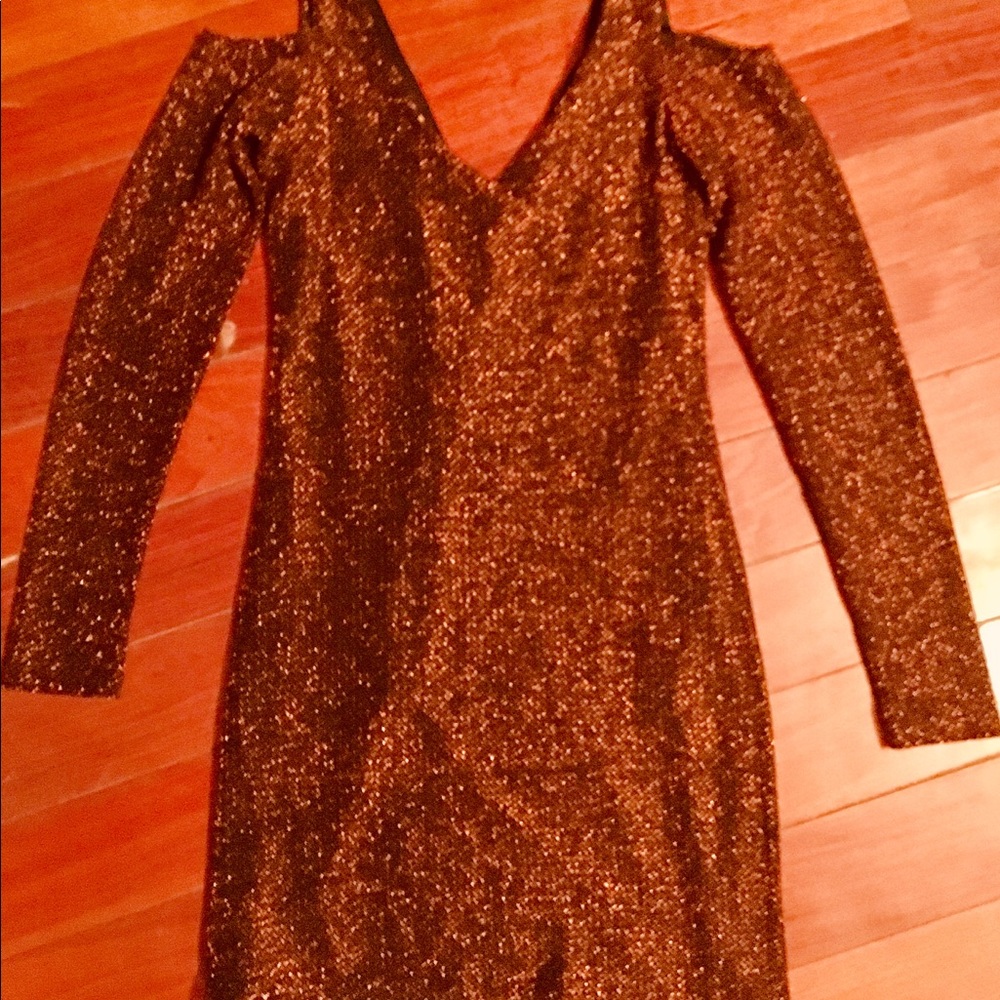 Long sleeve cut shoulder mini dress